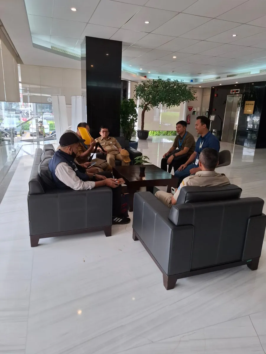 Pemeriksaan Sistem Damkar Gedung Indeso Aroma